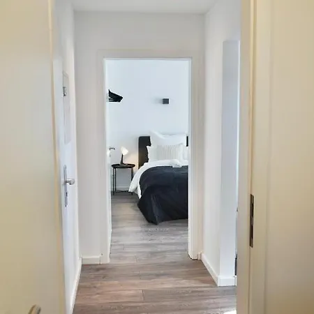 Zentral & Modern Naehe Duesseldorf Und Koeln Appartement