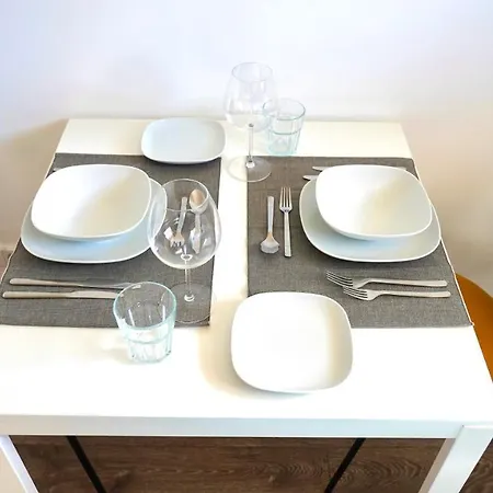 Zentral & Modern Naehe Duesseldorf Und Koeln Apartment