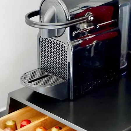 Zentral & Modern Naehe Duesseldorf Und Koeln