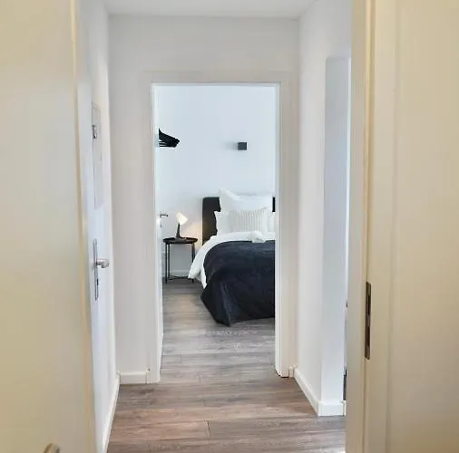 Zentral & Modern Naehe Duesseldorf Und Koeln Daire