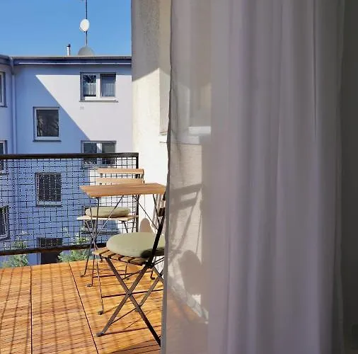 Zentral & Modern Naehe Duesseldorf Und Koeln