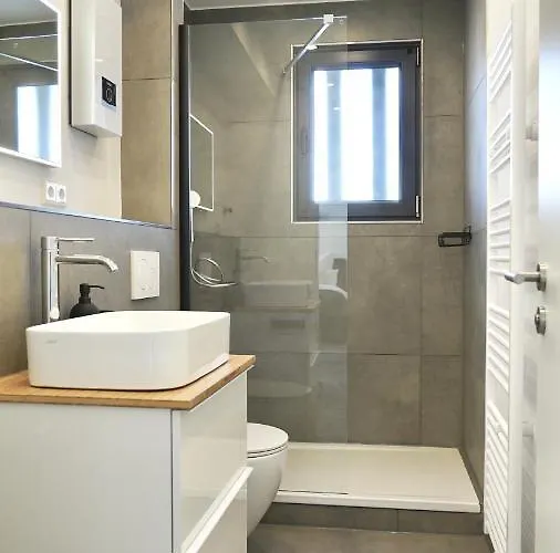 Zentral & Modern Naehe Duesseldorf Und Koeln Daire