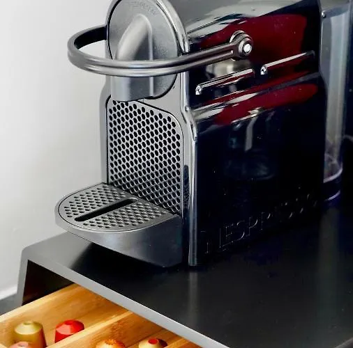 Zentral & Modern Naehe Duesseldorf Und Koeln