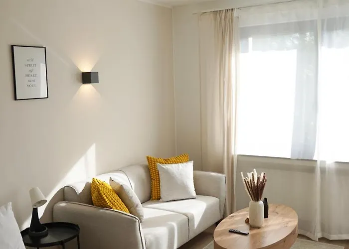 Zentral & Modern Naehe Duesseldorf Und Koeln